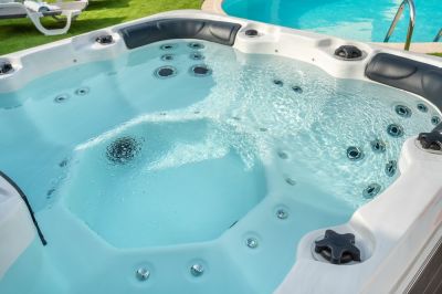 Save Time with Professional Hot Tub Removal Service!