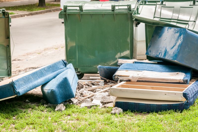 Rubbish Removal in Sacramento, CA